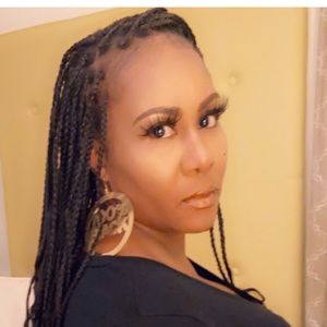 Meet your Posher, Ayesha